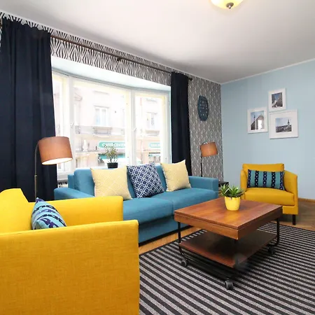 Aparthotel - Town Hall Square