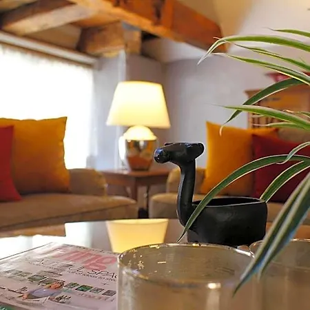 - Town Hall Square Aparthotel 3*