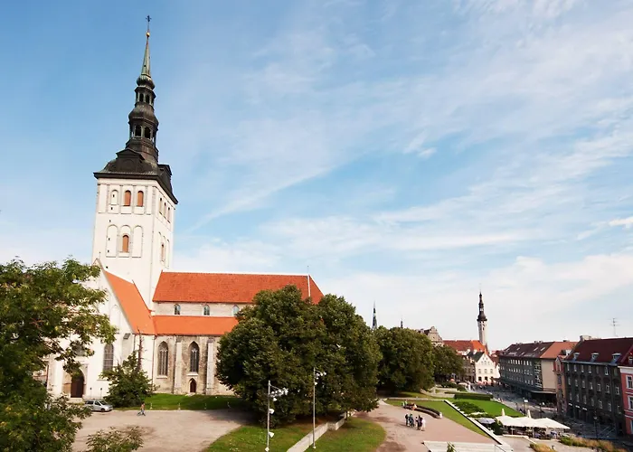 - Town Hall Square Apartmanhotel Tallinn