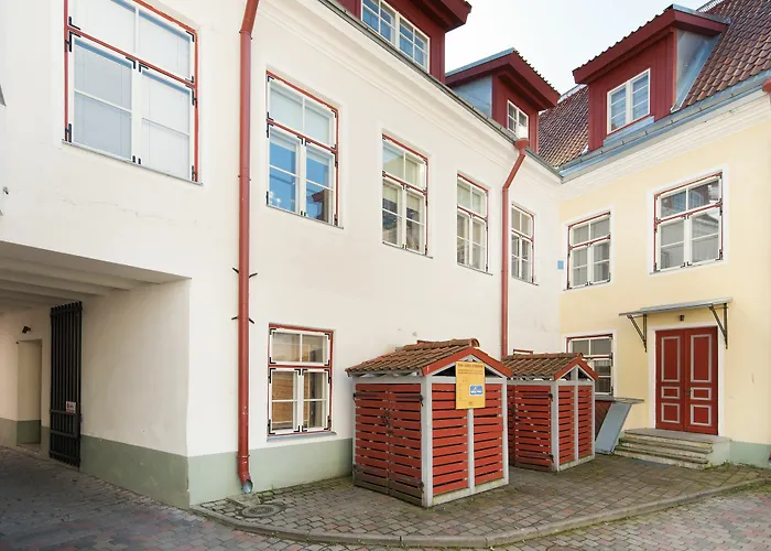 - Town Hall Square Aparthotel