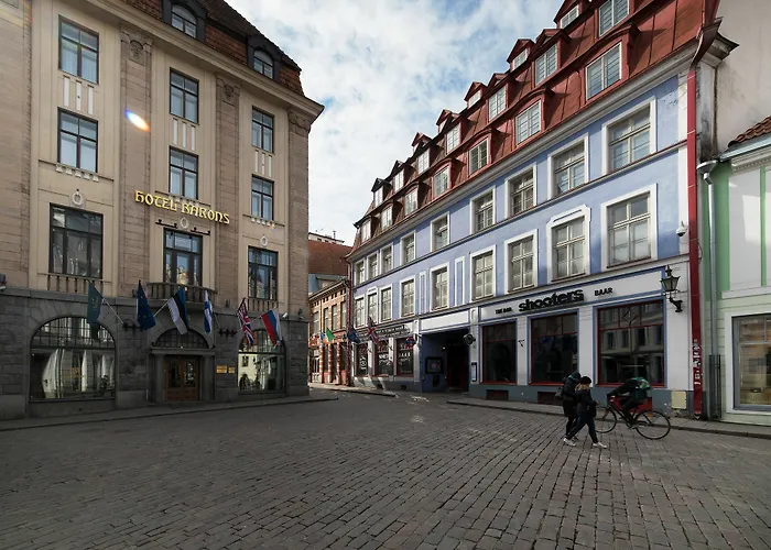 - Town Hall Square Apartmanhotel Tallinn