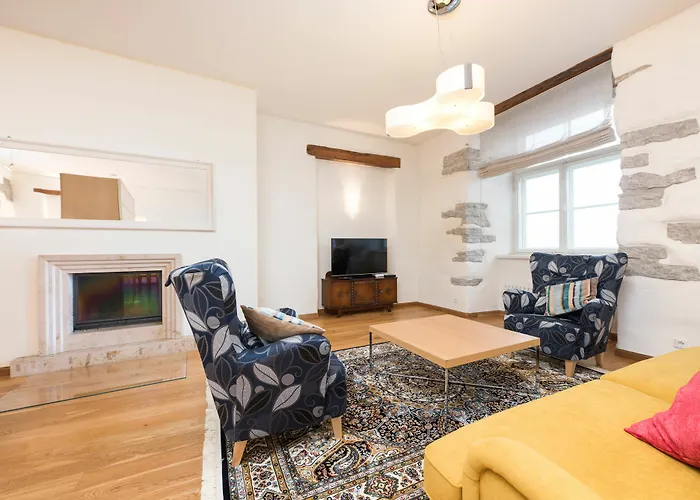 Apartmanhotel - Town Hall Square 3*