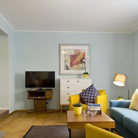 Aparthotel - Town Hall Square